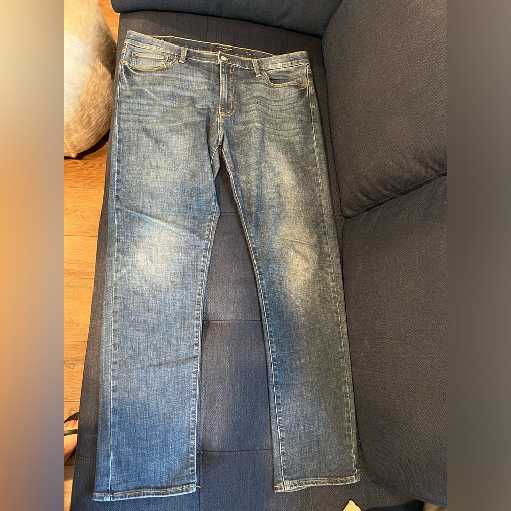 Men’s Lucky Brand jeans 38/34 EUC Style 410 Athletic Slim